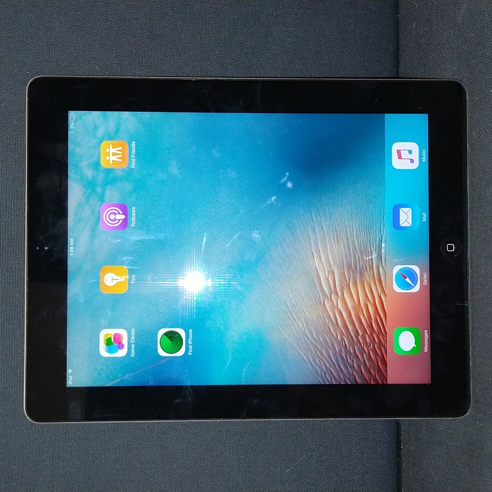 Ipad 3rd generation like new